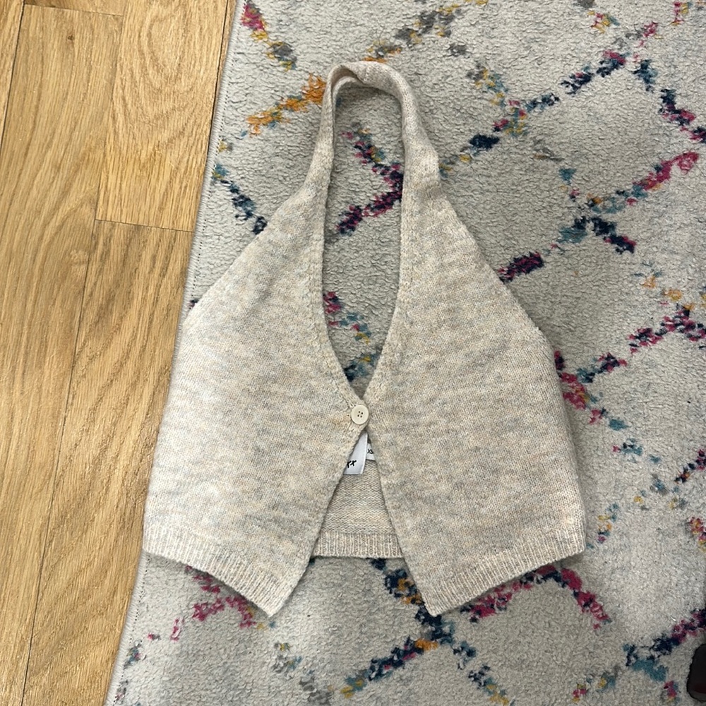 Princess Polly sweater halter neck